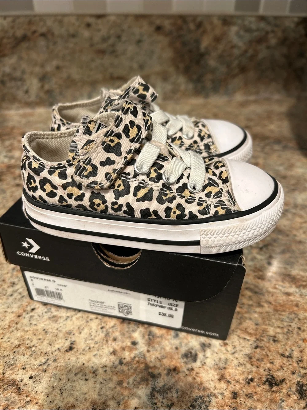 Converse infant size 5 Leopard Print shoes w/ box